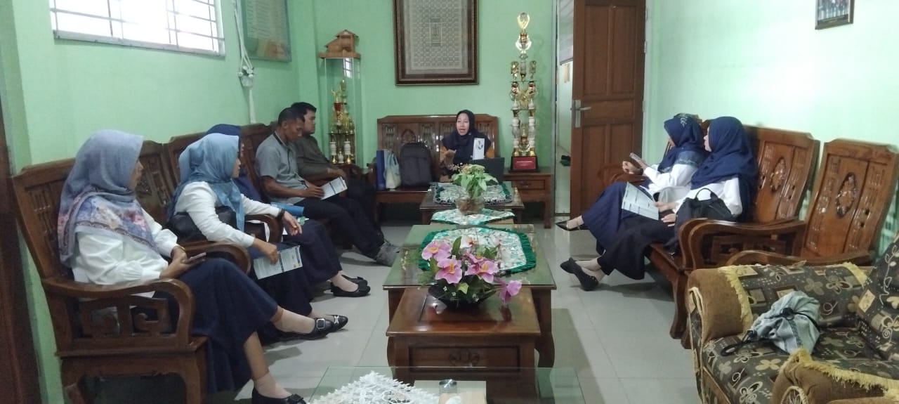 Sosialisasi PT. TASPEN di MTs. Negeri 2 Pontianak untuk Pegawai ASN PPPK