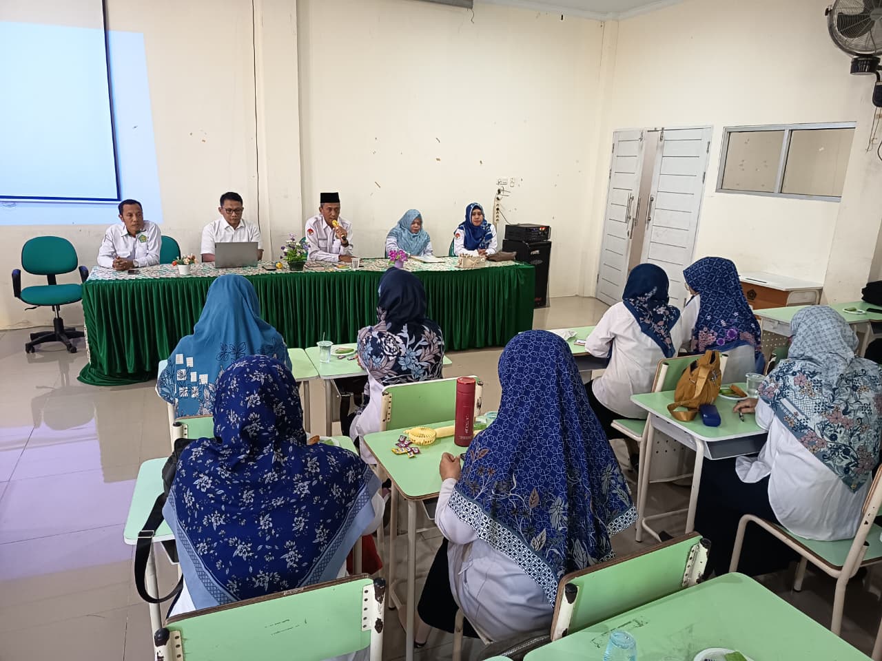 WhatsApp Image 2025-12-16 at 08.21.04